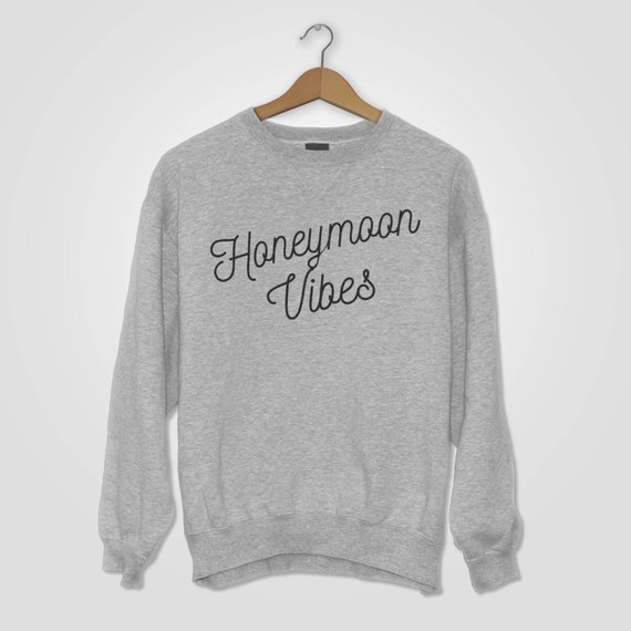 Sugarbaby ハネムーン バイブス スウェットシャツ  - Summer Jumper Clothing のレビューと価格