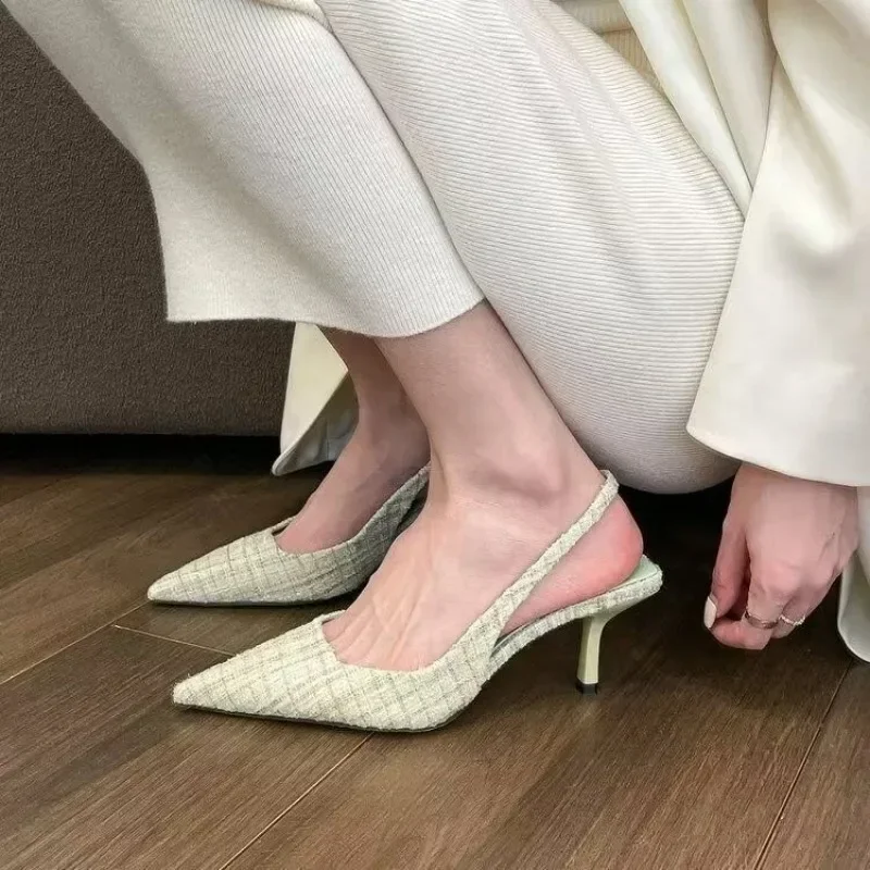 ファッションブランドが女性向けにデザインしたニットプラットフ - Summer Cloth のレビューと価格
