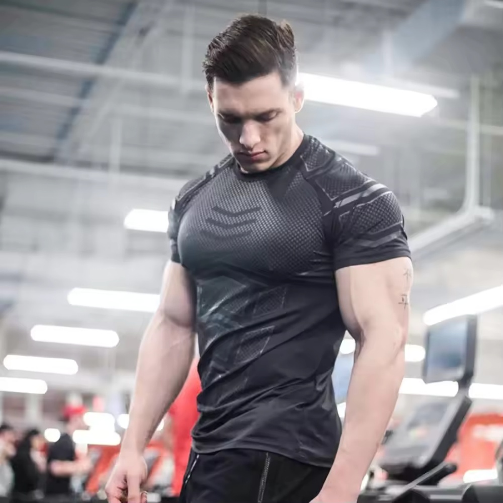 2025 男性ランニングスポーツ Tシャツトレーニング速乾タ - Summer Clothing Men 2025 のレビューと価格