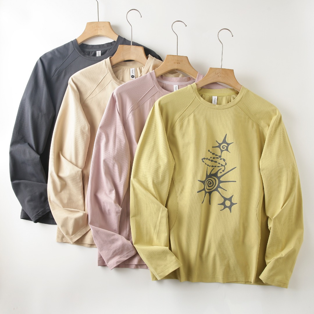 ユニセックス ハイストレッチ 通気性のある長袖 T シャツ  - Summer Clothing For Young Men のレビューと価格