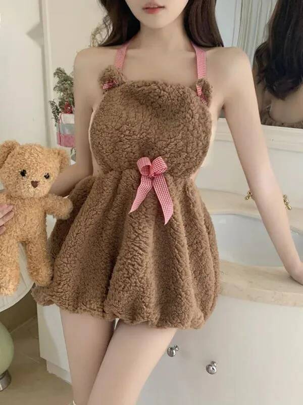女性のための裸の背中の半袖ドレス,素敵なアニメの服,ルーズ, - Summer Clothing Drop のレビューと価格
